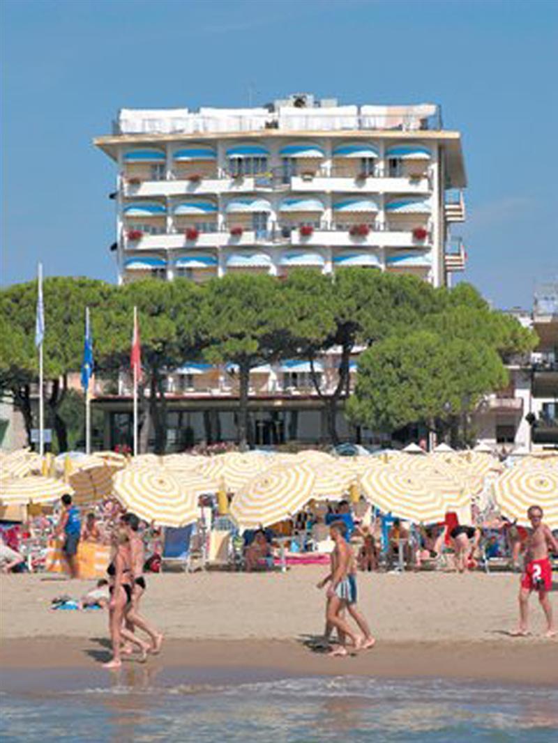 Hotel Ambasciatori Palace Lido di Jesolo Kültér fotó