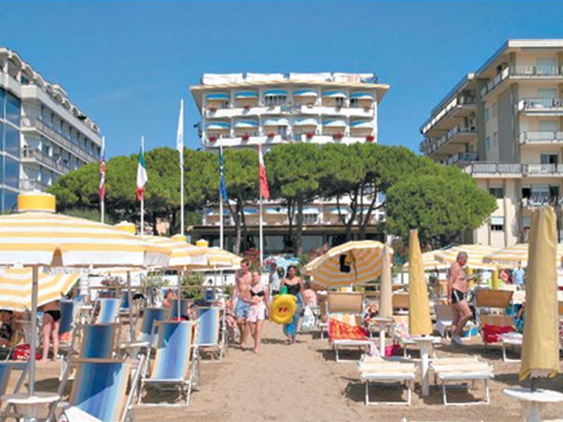 Hotel Ambasciatori Palace Lido di Jesolo Kültér fotó