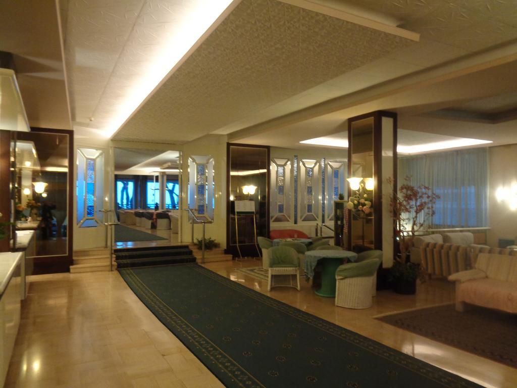 Hotel Ambasciatori Palace Lido di Jesolo Kültér fotó